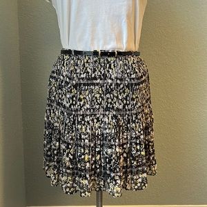 Elle floral midi skirt